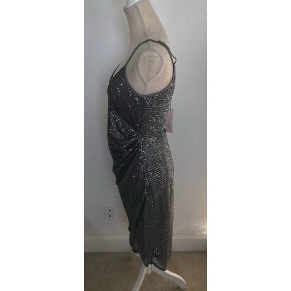 BCBG Generation Gunmetal Sequin V Neck Ruched Holiday Dress - M - Picture 5 of 8